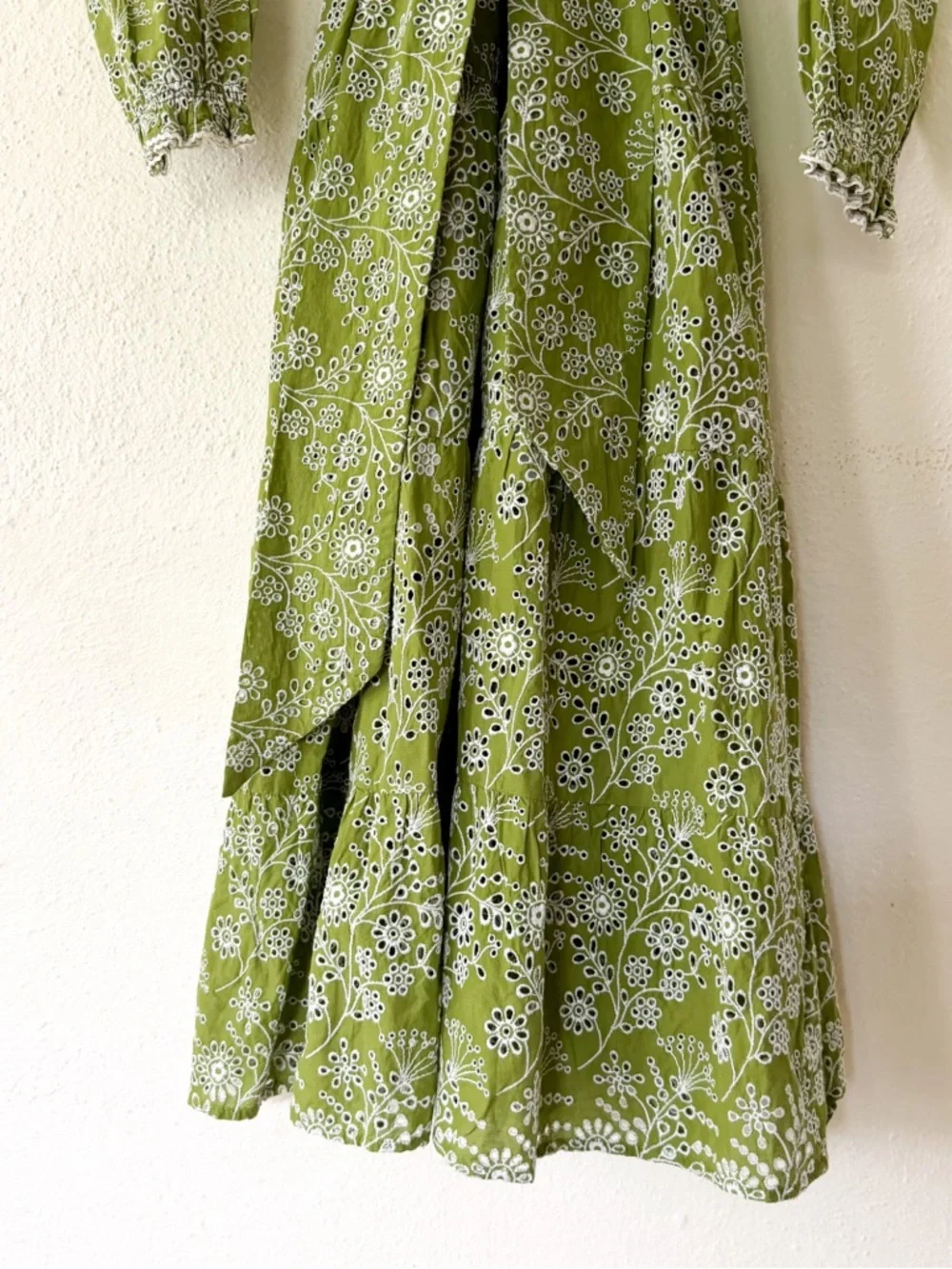 ME+EM Bespoke Contrast Green Broderie Long Sleeve Midi Dress - Picture 6 of 9